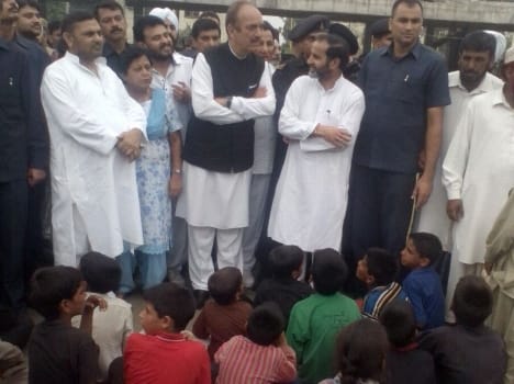 congress mp ghulam nabi azad meet border peopleat rs pura