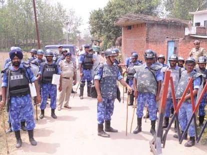 leaders absent in kawal on death anniversary of sachin gaurav.