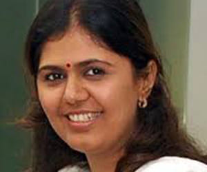 Gopinath munde daughter start sangharsh yatra in maharashtra.