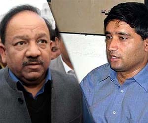 AIIMS CVO sanjiv chaturvedi writes letter to health minister harsh vardhan.