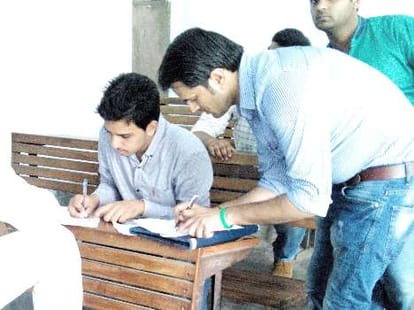 PU: record 52 applications for post of President