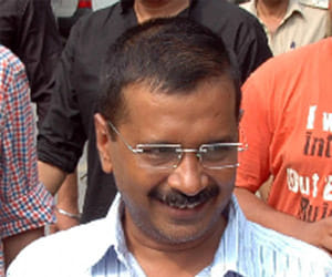 delhi bjp chief satish upadhay questions on kejriwal's dreams.
