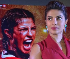 Priyanka chopra in lucknow to promote Mary Kom