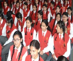 six lakh students will not participate in UP board exam.