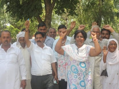 border villagers returned to home