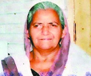 70 year old woman died from diarrhea