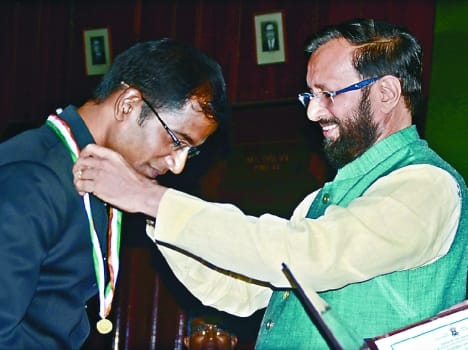 uttarakhand cm harish rawat meet prakash javadekar