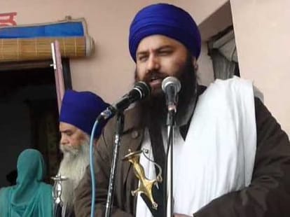allegation of marpeet with granthi on sant daduwal