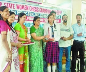 Pranjli victorious in chess competition