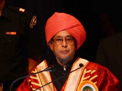 president pranab mukherjee in jammu university 14th convocation