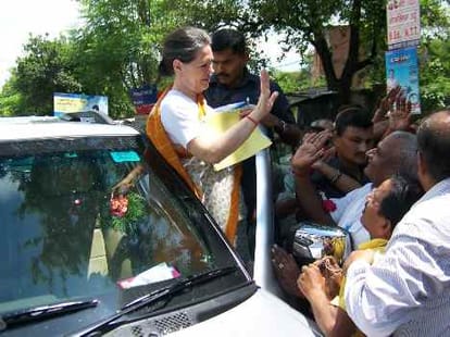two days of sonia gandhi in raebareli.