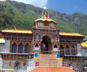 pilgrims not coming for badrinath