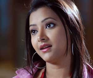 Sex racket involving Telugu actress busted
