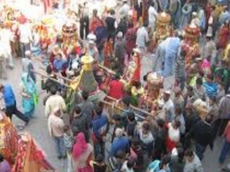 Devnrity got away with blessings of prosperity at kullu.