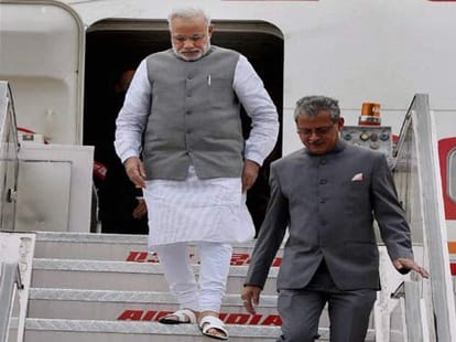 stun grenade in modi air india plane.