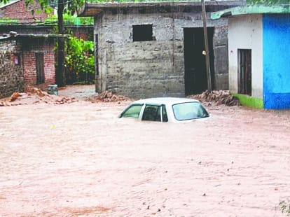 Flood havoc continues, 300 village surrounded in water