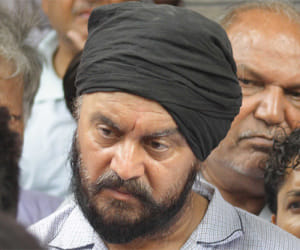 attack on bjp mla in delhi