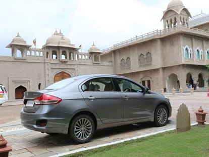 Maruti targets to sell 20 lakh car per annum till 2020