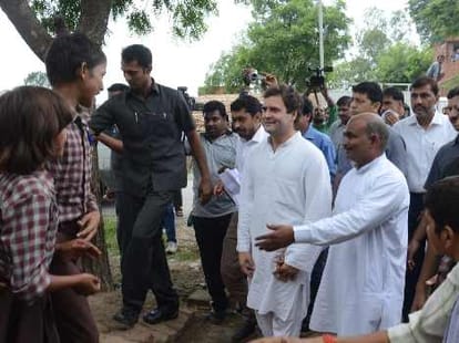 sonia gandhi, rahul sonia to visit flood-hit jammu & kashmir today