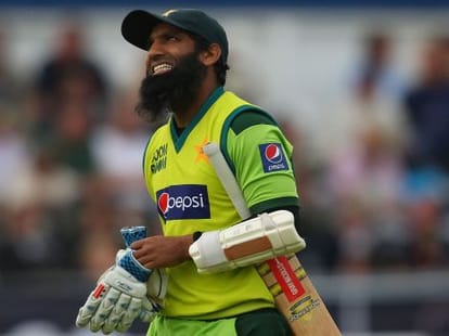 shahid Afridi set to captain Pakistan in T20s.