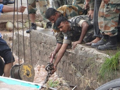 aacident in rajouri, 34 dead