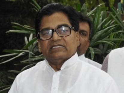 ramgopal yadav speaks against governor ram naik