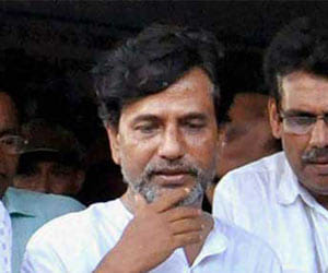 sudipt sen wants open saradha bank.
