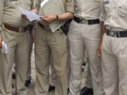 chain snatching with man at haldwani