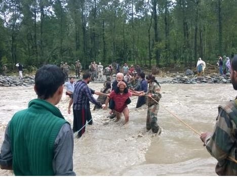 heavy flood in jammu and kashmir