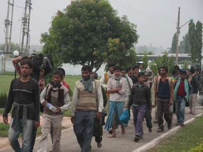 players safely removed by army from bakshi stadium