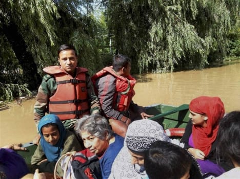 army rescue pakistani citizens