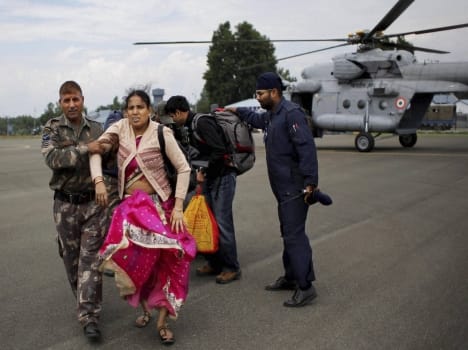 army is saving people trapped in flood in jammu and kashmir