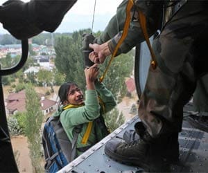 six lakh awaits rescue in kashmir