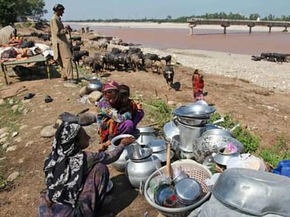 six lakh awaits rescue in kashmir