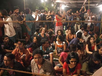 ABVP introduced muslim candidate in JNU.