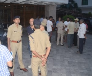 robbery in dehradun
