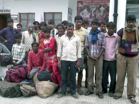 all political parties involved in helping flood victims 