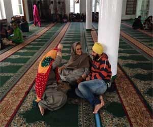 hyderpora mosque now centre of communal harmony in kashmir