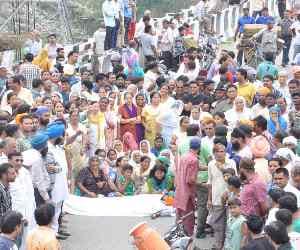 Pathankot, prisoner, death, Faridkot, protest, family member, NH, jam