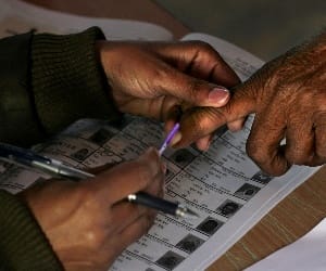 offer: after voting, discount at 300 outlets