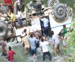 bus accident in srinagar uttarakhand