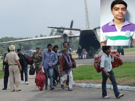 abhimanyu kalsotra given scholarship to kashmir flood victims