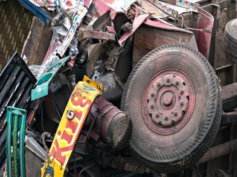 truck and car accident in himachal, three died.