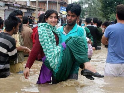 administration ceased relief material from gujarat