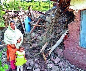 flood victims denied to go back home