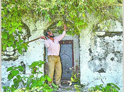 muslim family look after hindu temple in rajouri
