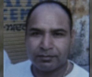 murder of guest house owner by sharp ax