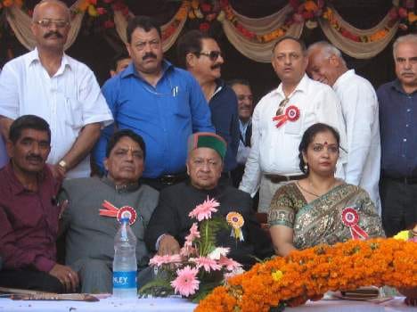 virbhadra singh go back to sayar fair after hooting