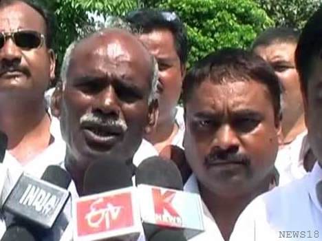 MLA save his life by hiding in cloth shop.