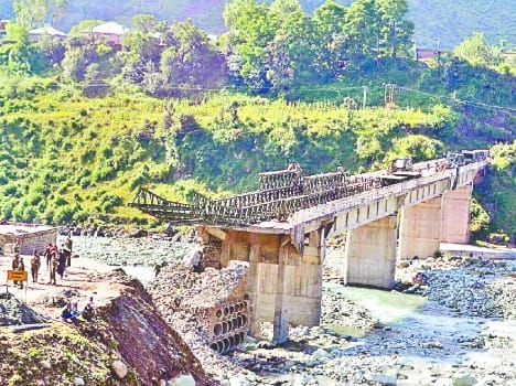 vehicle will run on the Bailey Bridge in poonch